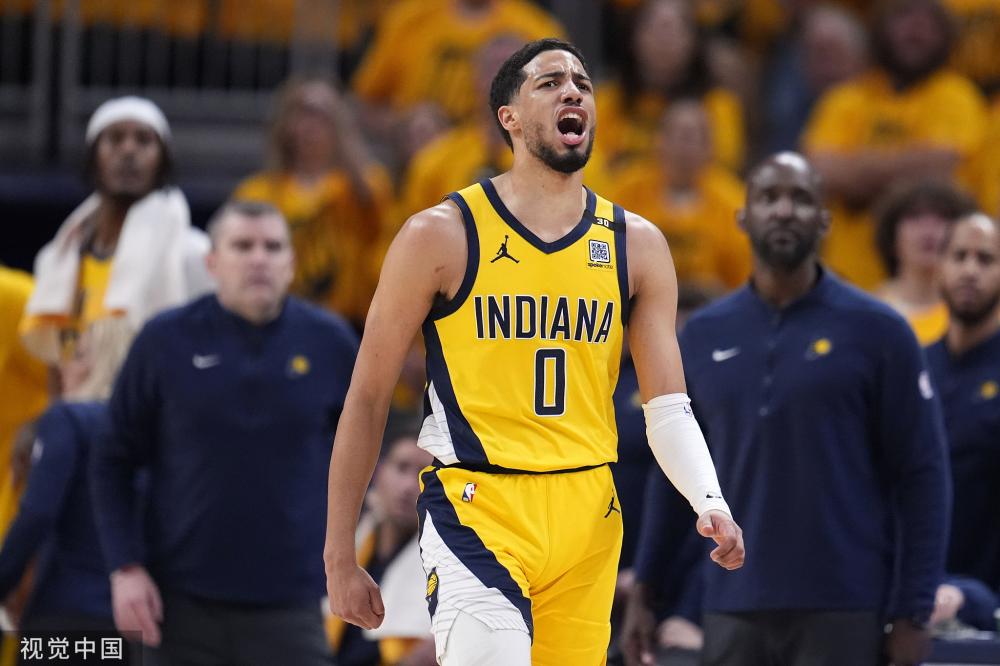 也是对球迷 也是对球迷